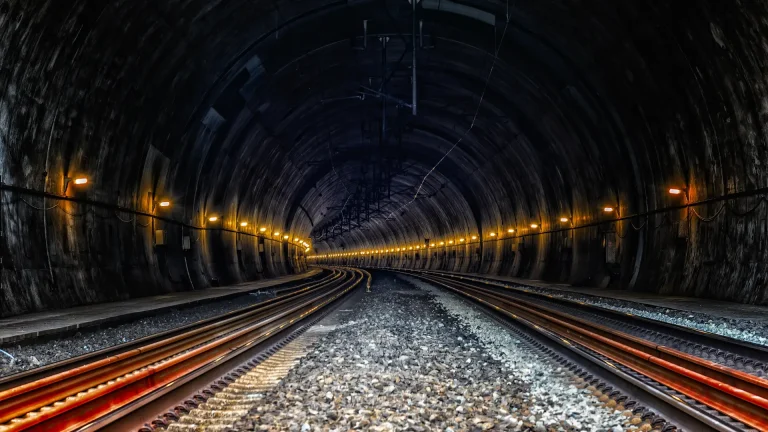 Tama-tunnel-proj